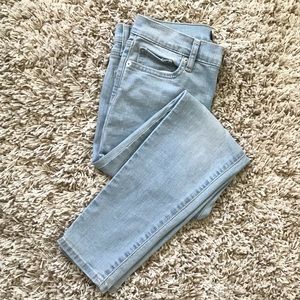 Skinny fit light wash denim jeans